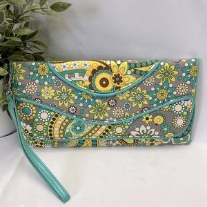 🍋 Vera Bradley lemon parfait clutch